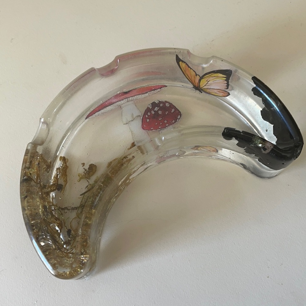 Crescent moon ash tray